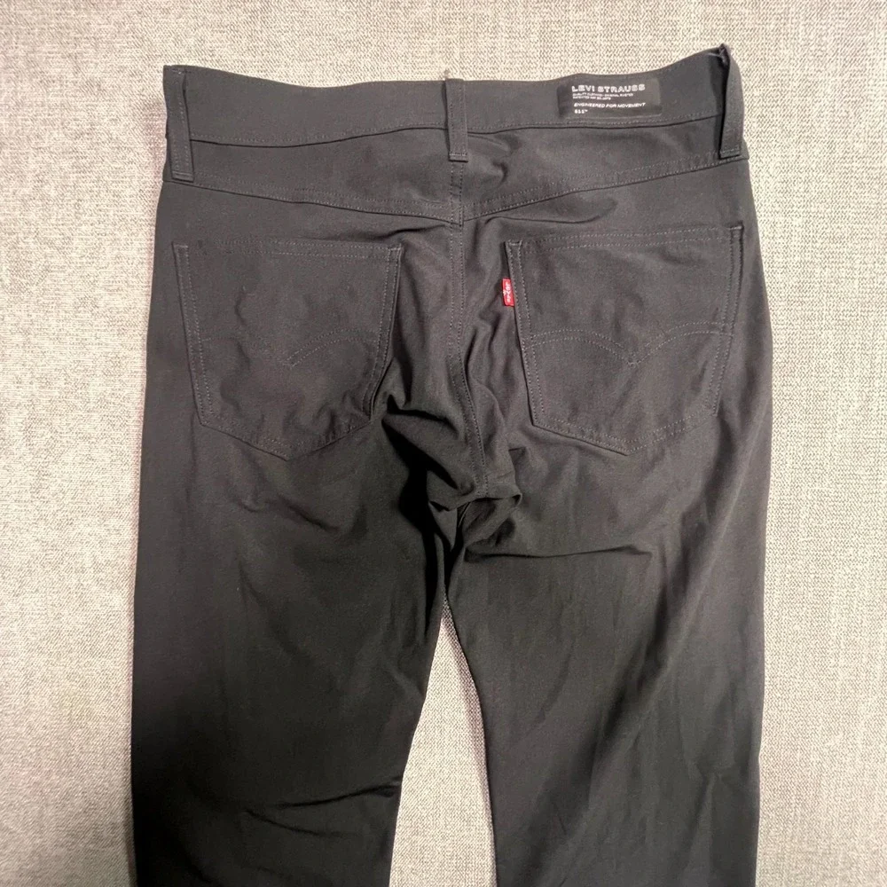 Levis 511 Strauss Slim Tech Pants Mens 30x32 Black Straight Leg Logo Pocket